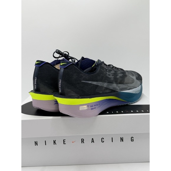 Athletic_Shoes